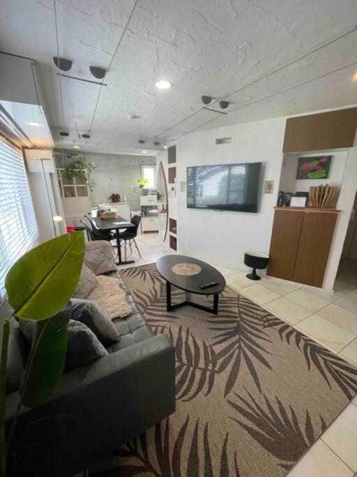 Apartment 919takarazuka 宝塚駅前 デザイナーズ2bed Max6名様